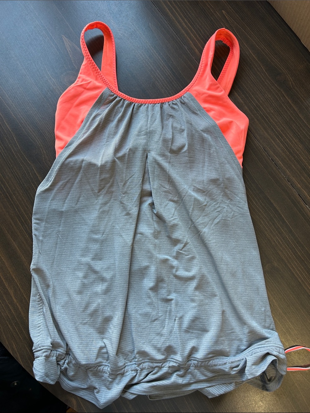 lululemon athletica Coral & Gray Scoop Tank women’s size 6